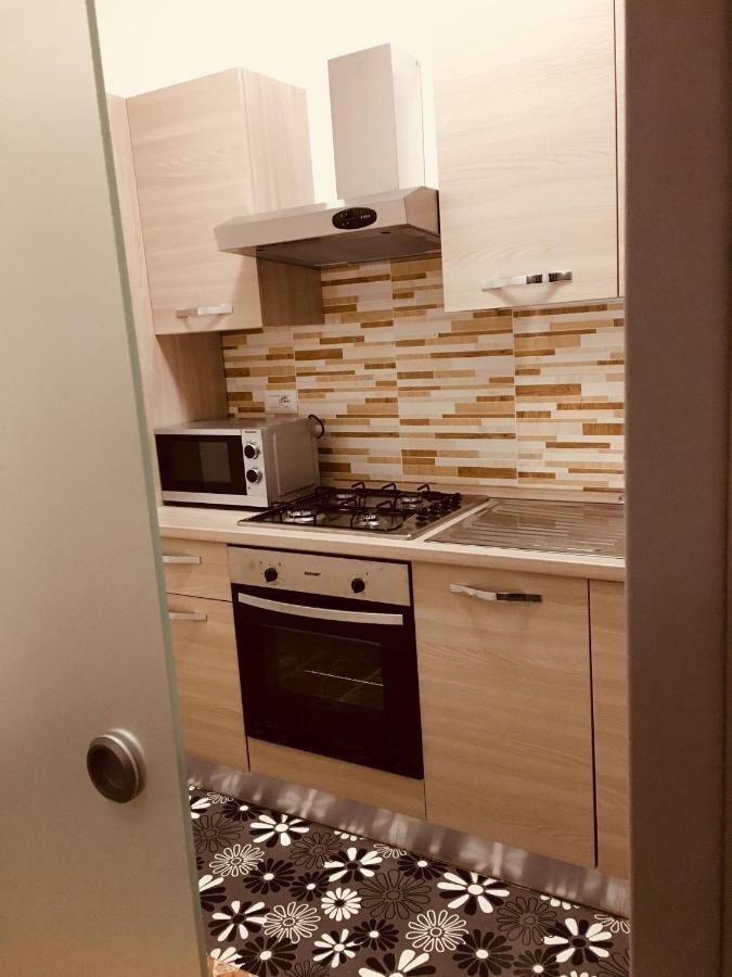 Sweet Apartment *
